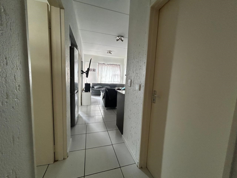 To Let 2 Bedroom Property for Rent in Paulshof Gauteng