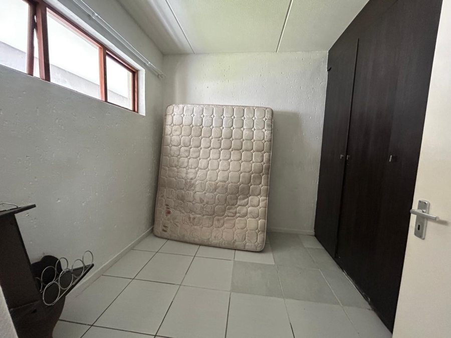 To Let 2 Bedroom Property for Rent in Paulshof Gauteng