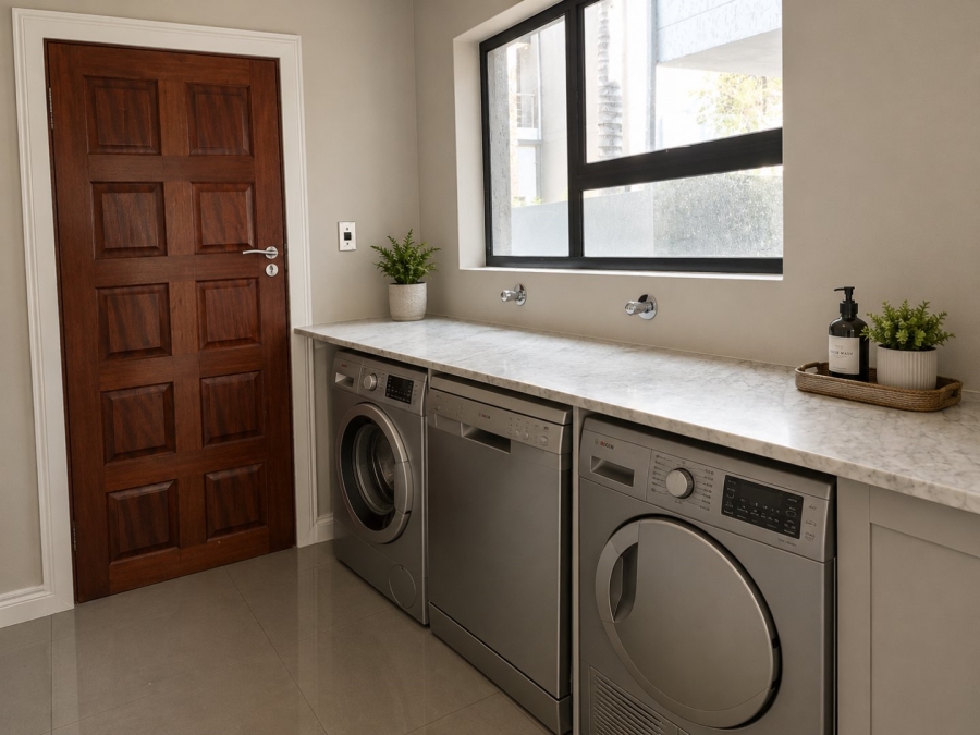 To Let 6 Bedroom Property for Rent in Copperleaf Estate Gauteng