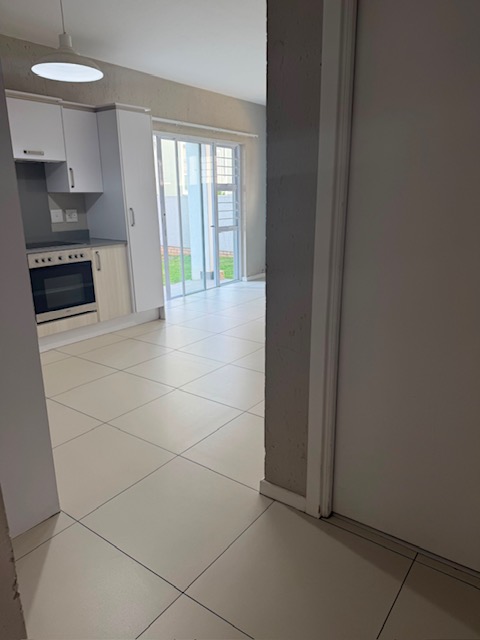To Let 1 Bedroom Property for Rent in Paulshof Gauteng