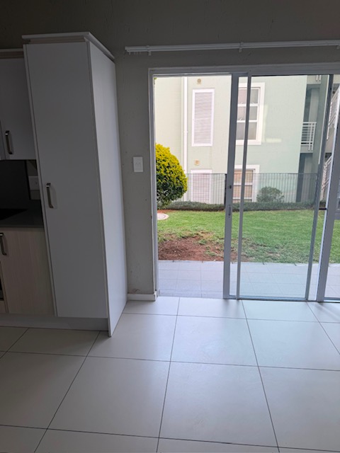 To Let 1 Bedroom Property for Rent in Paulshof Gauteng