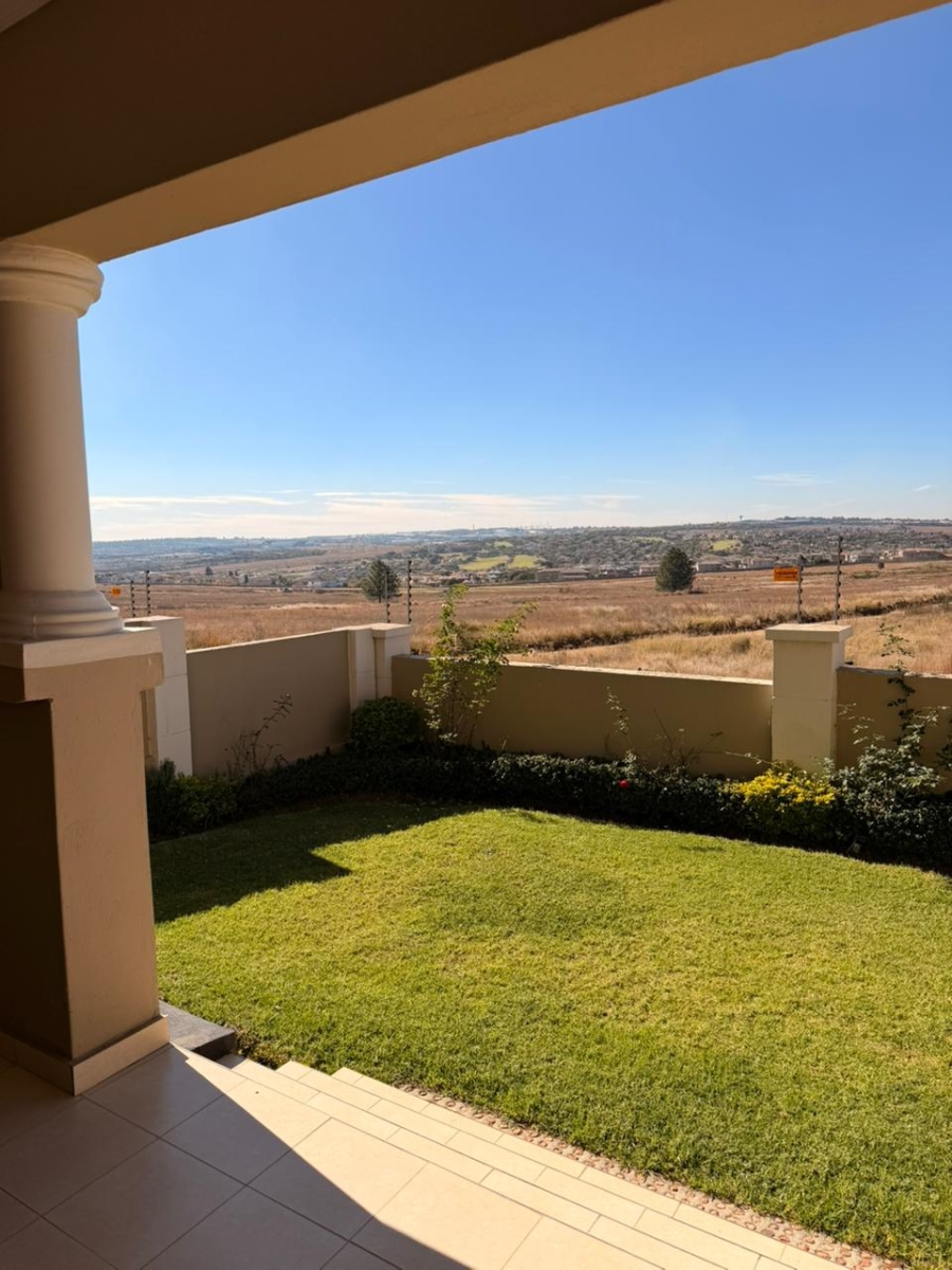 To Let 2 Bedroom Property for Rent in Blue Hills Gauteng