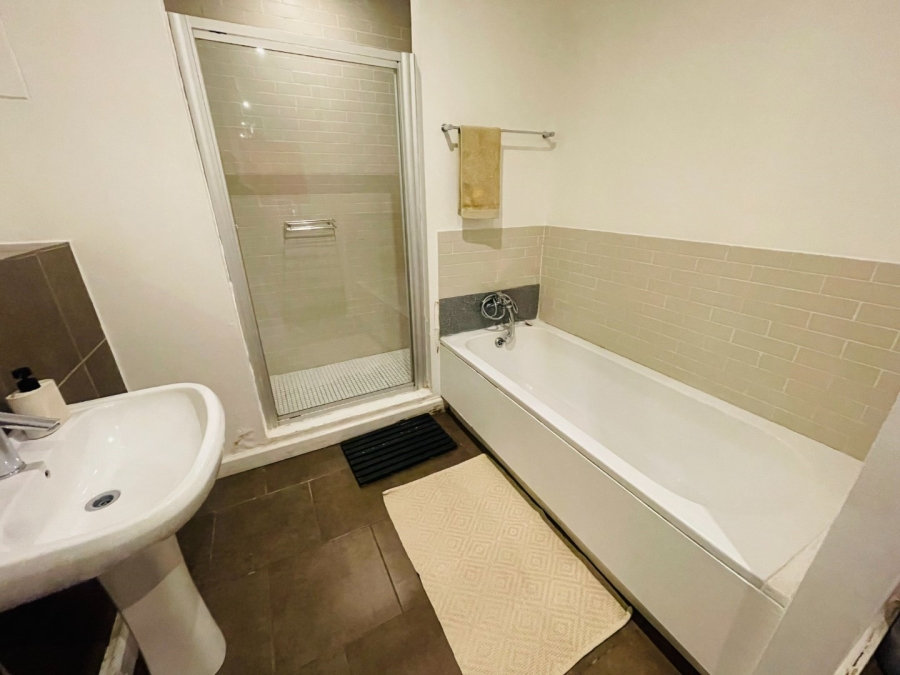 To Let 2 Bedroom Property for Rent in Newtown Gauteng