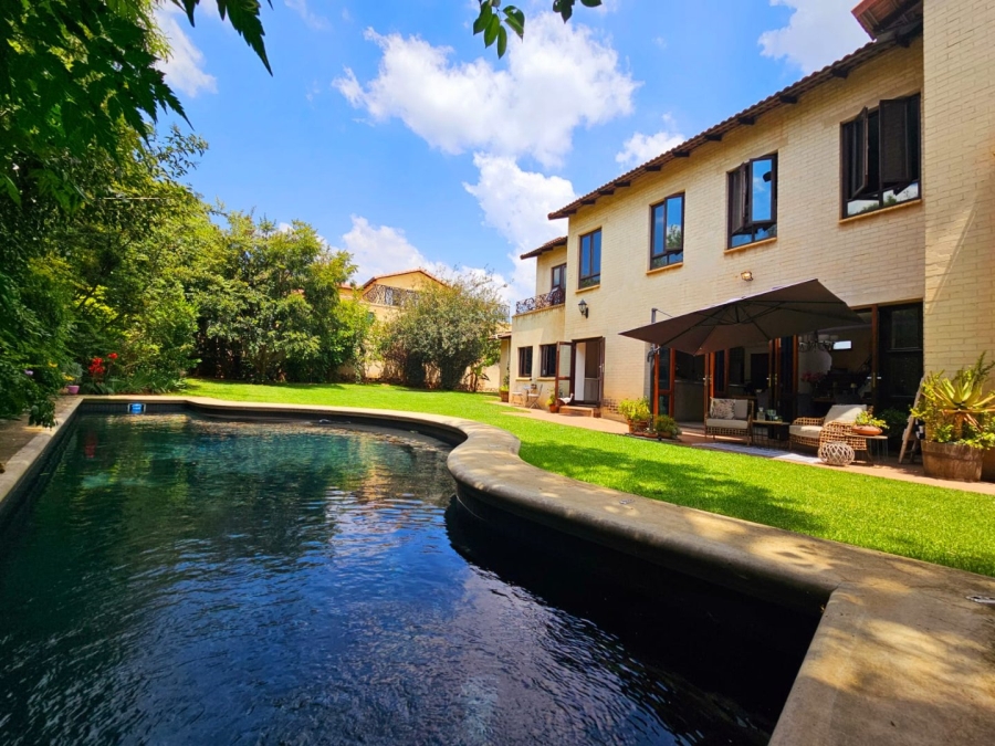 5 Bedroom Property for Sale in Avianto Estates Gauteng