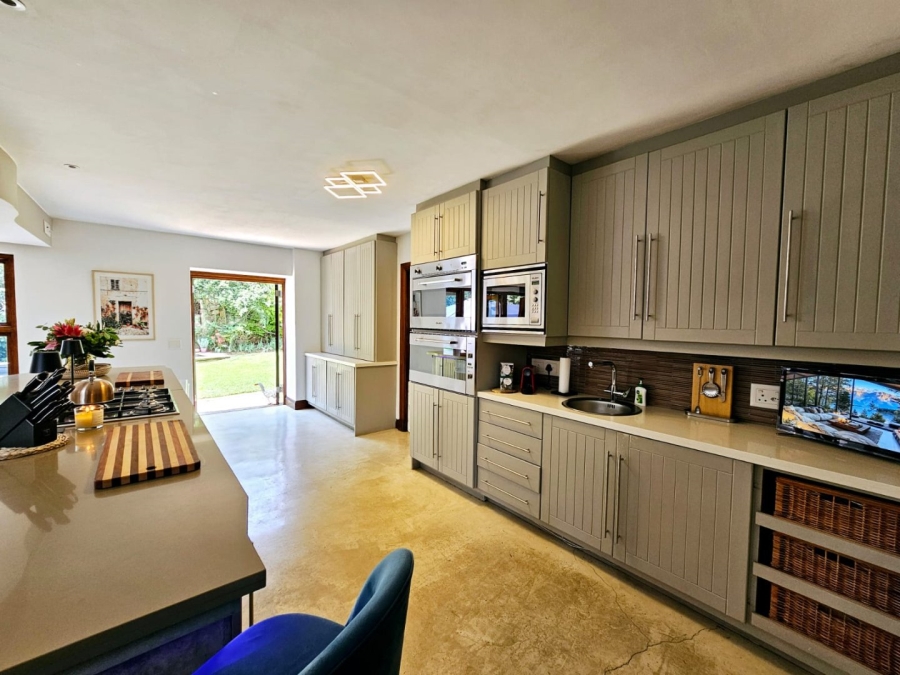 5 Bedroom Property for Sale in Avianto Estates Gauteng