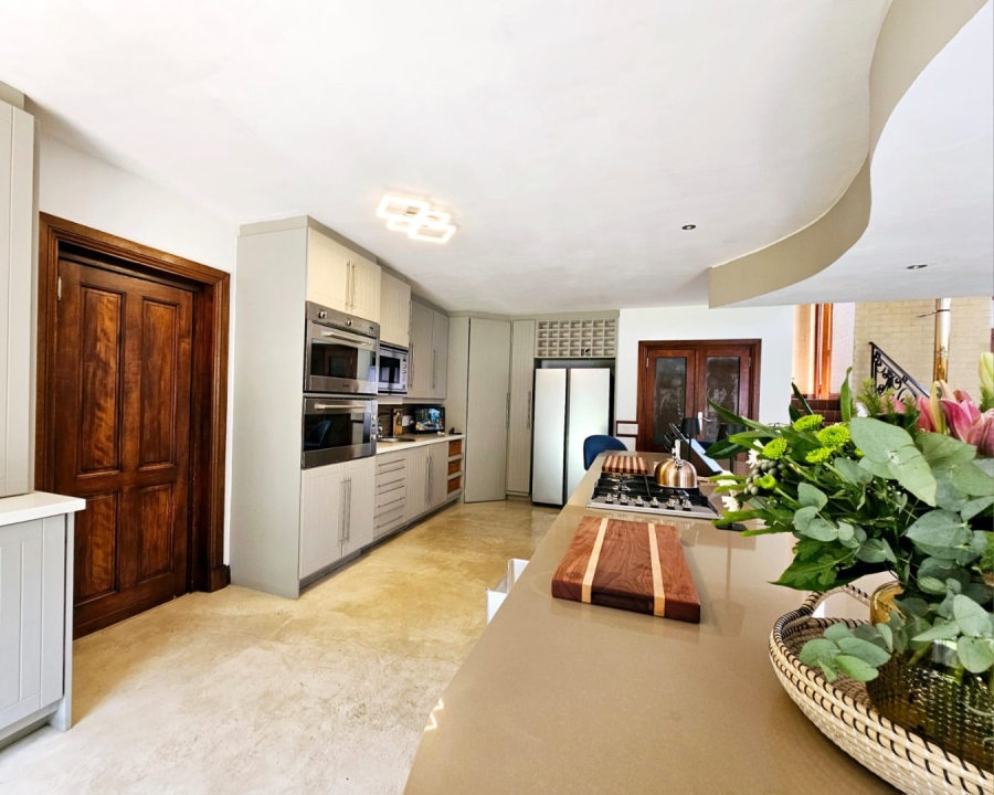 5 Bedroom Property for Sale in Avianto Estates Gauteng