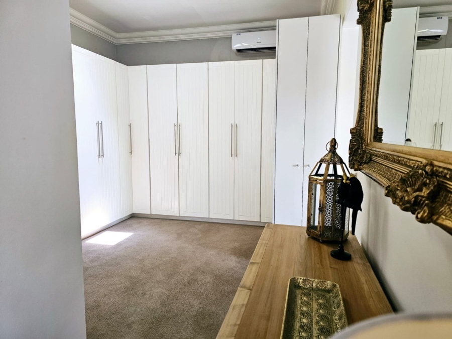 5 Bedroom Property for Sale in Avianto Estates Gauteng