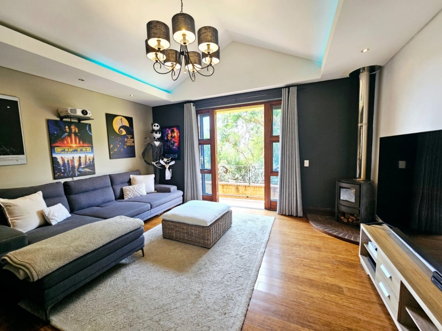 5 Bedroom Property for Sale in Avianto Estates Gauteng