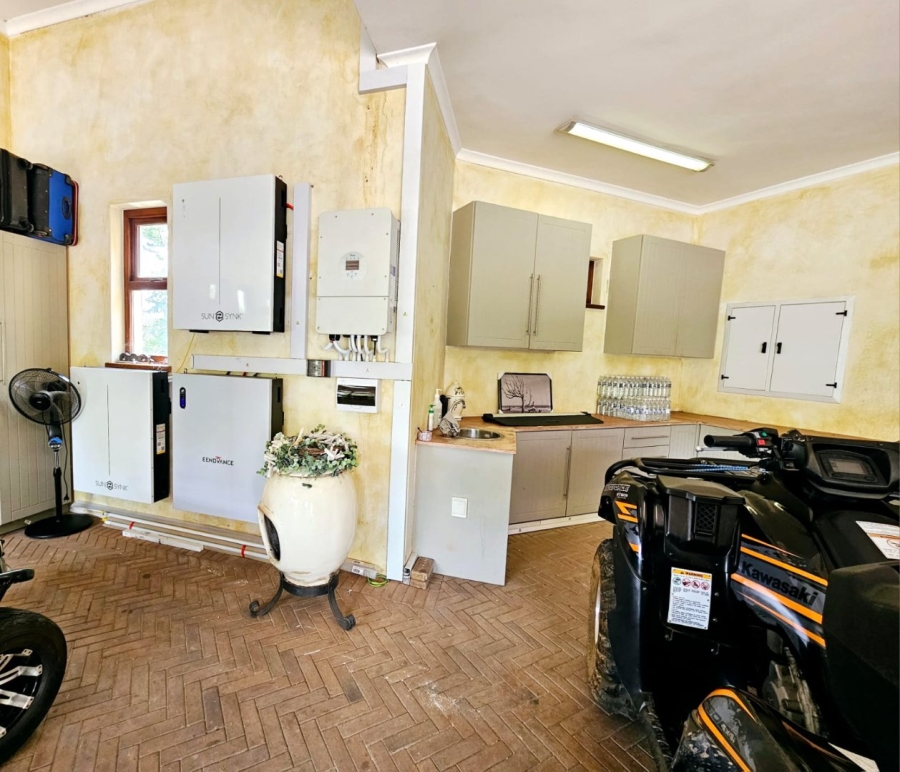 5 Bedroom Property for Sale in Avianto Estates Gauteng