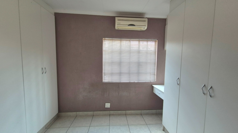 3 Bedroom Property for Sale in Vanderbijlpark SW 5 Gauteng