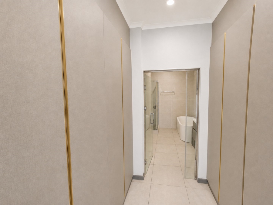 2 Bedroom Property for Sale in Greenstone Hill Gauteng