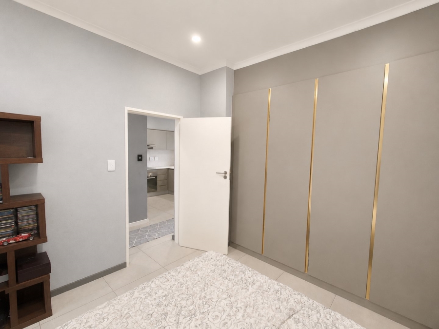 2 Bedroom Property for Sale in Greenstone Hill Gauteng