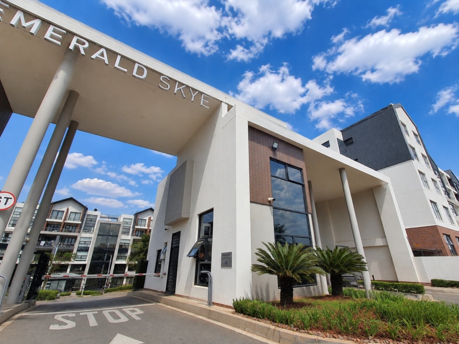 2 Bedroom Property for Sale in Greenstone Hill Gauteng