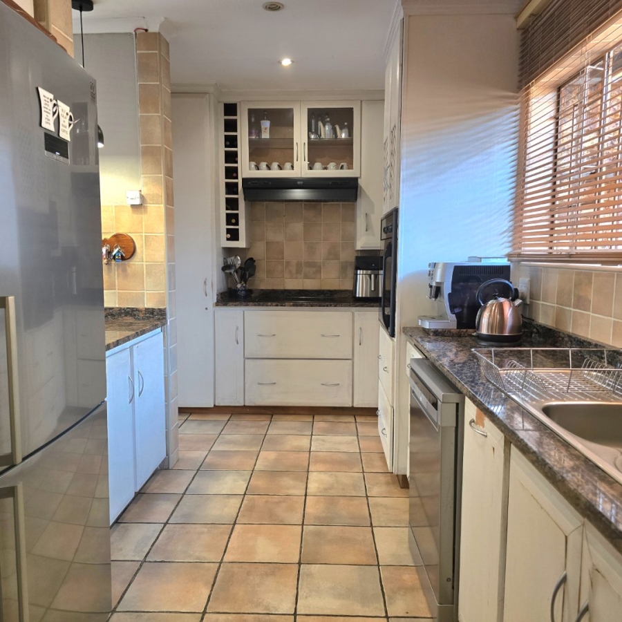 3 Bedroom Property for Sale in Faerie Glen Gauteng