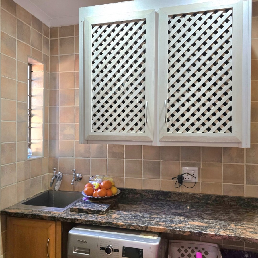 3 Bedroom Property for Sale in Faerie Glen Gauteng
