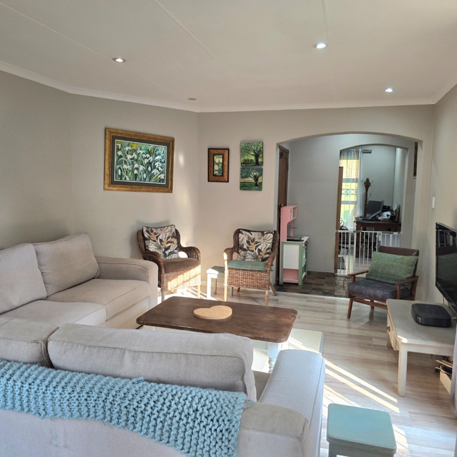 3 Bedroom Property for Sale in Faerie Glen Gauteng
