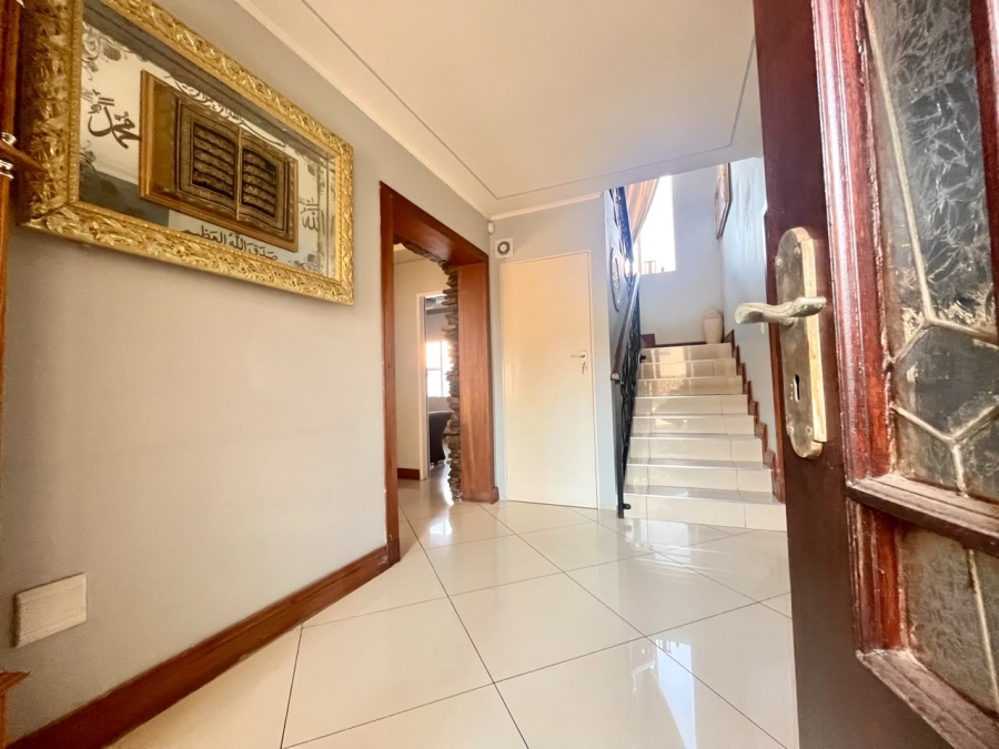 4 Bedroom Property for Sale in Raslouw Gauteng