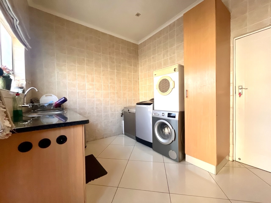 4 Bedroom Property for Sale in Raslouw Gauteng
