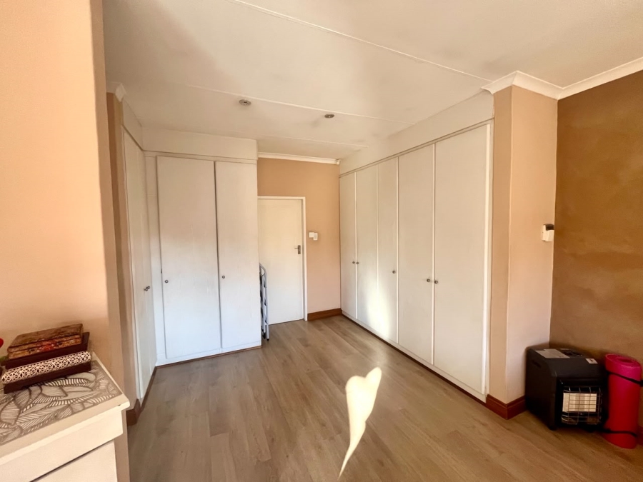 4 Bedroom Property for Sale in Raslouw Gauteng