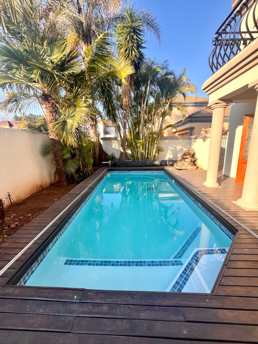 4 Bedroom Property for Sale in Raslouw Gauteng