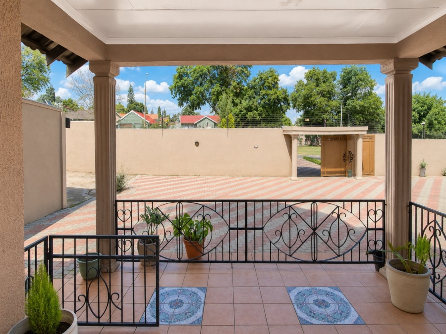 3 Bedroom Property for Sale in Esther Park Gauteng