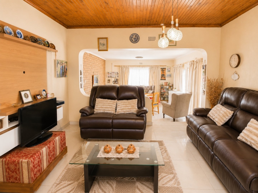 3 Bedroom Property for Sale in Esther Park Gauteng