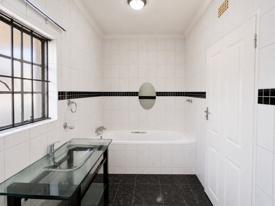 3 Bedroom Property for Sale in Esther Park Gauteng