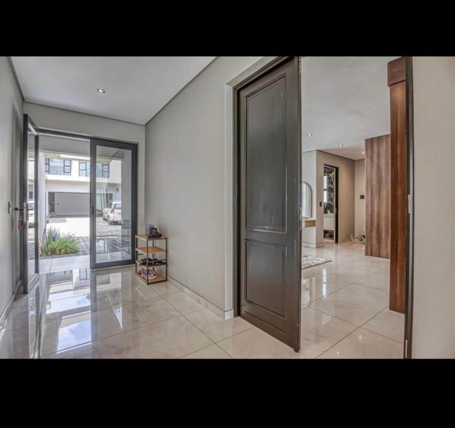 4 Bedroom Property for Sale in Houghton Estate Gauteng