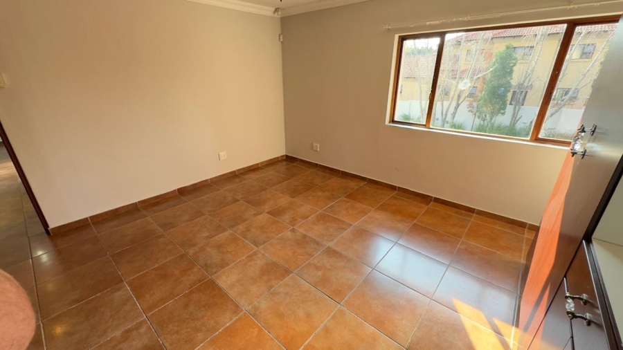 4 Bedroom Property for Sale in Amberfield Ridge Gauteng
