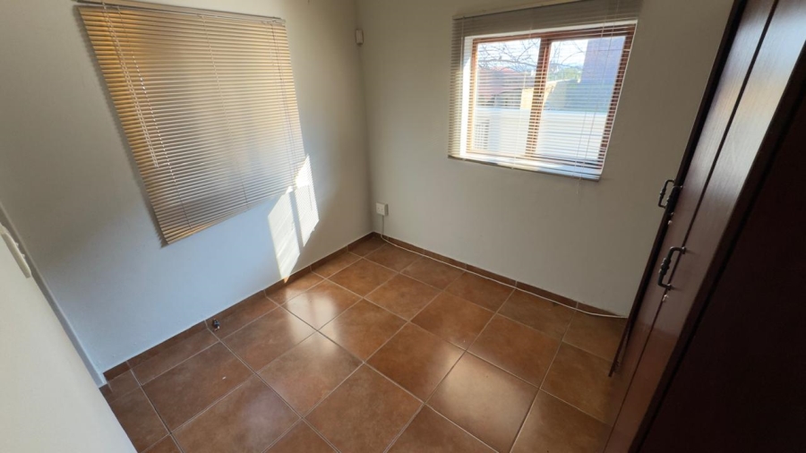 4 Bedroom Property for Sale in Amberfield Ridge Gauteng