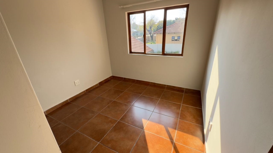 4 Bedroom Property for Sale in Amberfield Ridge Gauteng