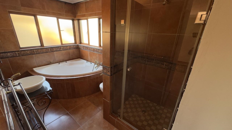 4 Bedroom Property for Sale in Amberfield Ridge Gauteng