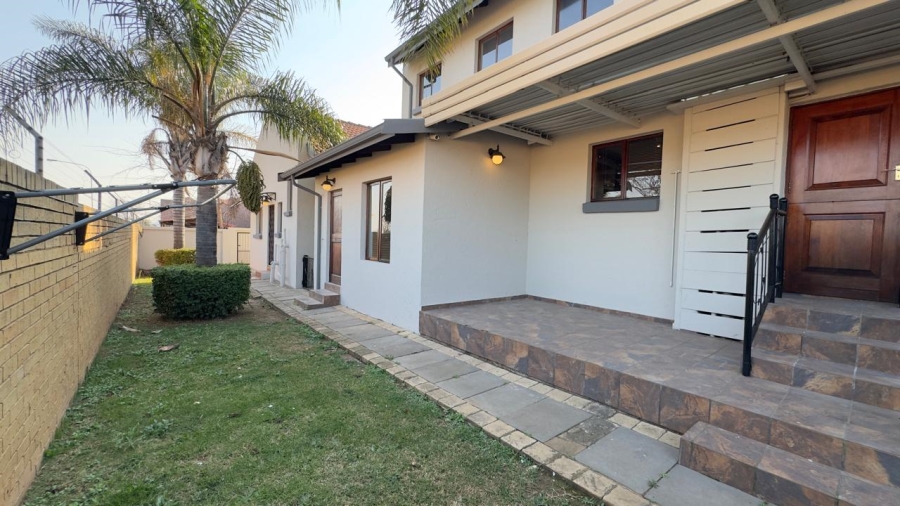 4 Bedroom Property for Sale in Amberfield Ridge Gauteng