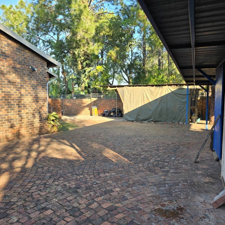 6 Bedroom Property for Sale in Murrayfield Gauteng