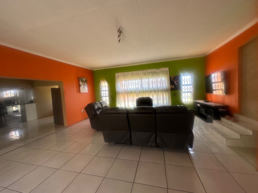 8 Bedroom Property for Sale in Lenasia South Gauteng