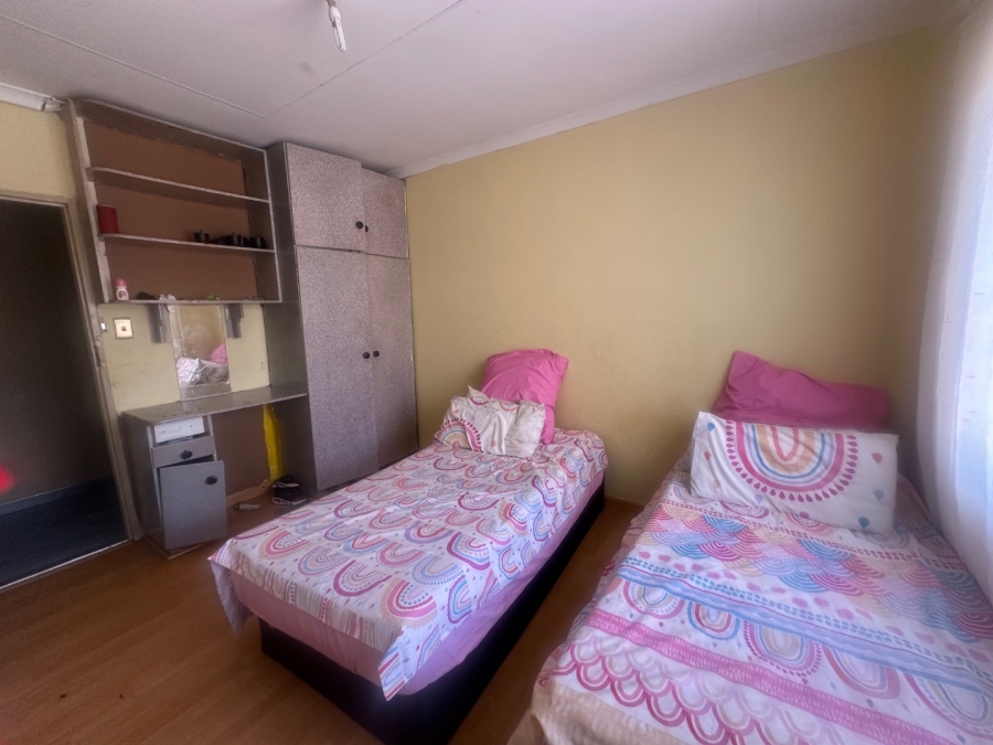 8 Bedroom Property for Sale in Lenasia South Gauteng