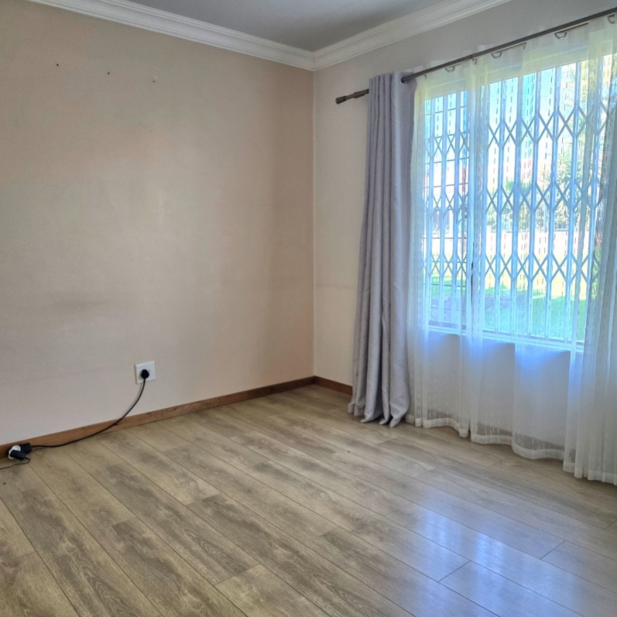 3 Bedroom Property for Sale in Faerie Glen Gauteng