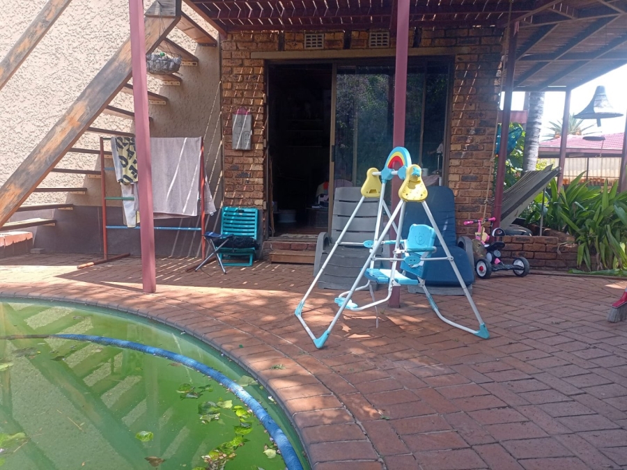4 Bedroom Property for Sale in Morganridge Gauteng