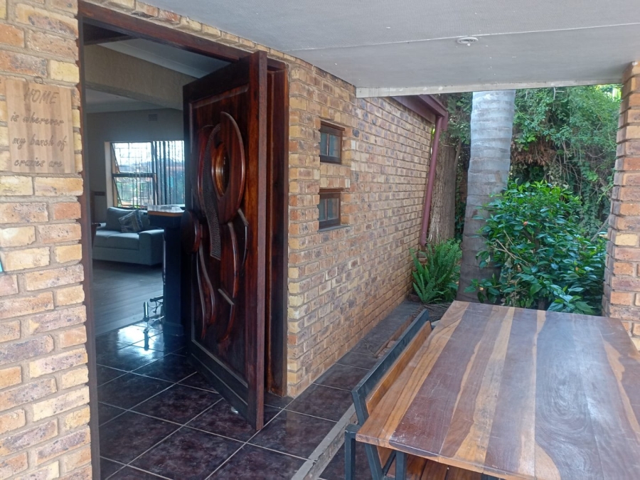 4 Bedroom Property for Sale in Morganridge Gauteng