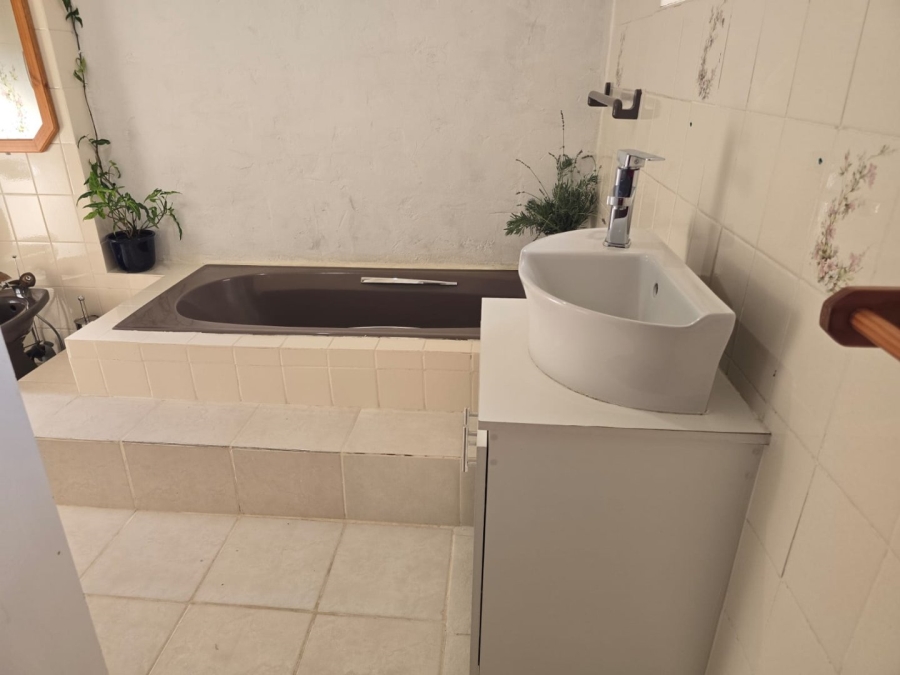 4 Bedroom Property for Sale in Marlands Gauteng