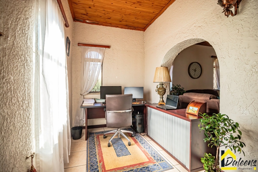 4 Bedroom Property for Sale in Marlands Gauteng