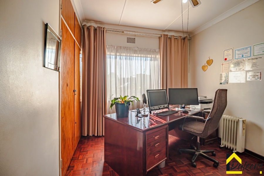 4 Bedroom Property for Sale in Marlands Gauteng