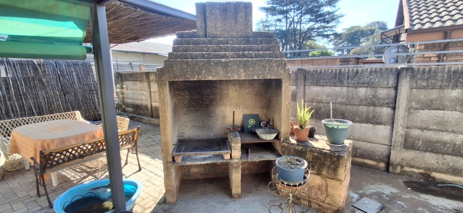 2 Bedroom Property for Sale in Daspoort Gauteng
