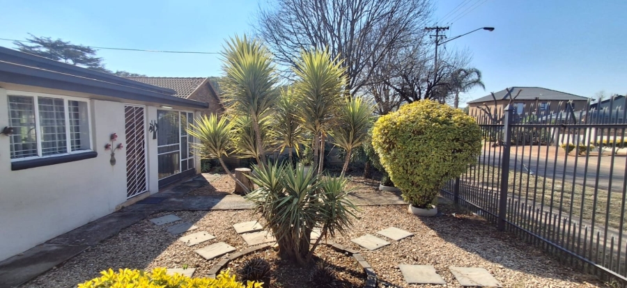 2 Bedroom Property for Sale in Daspoort Gauteng