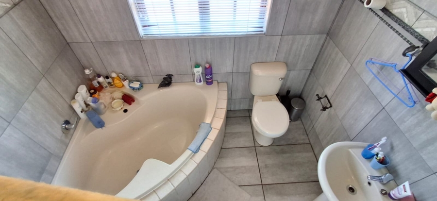 4 Bedroom Property for Sale in Montana Park Gauteng