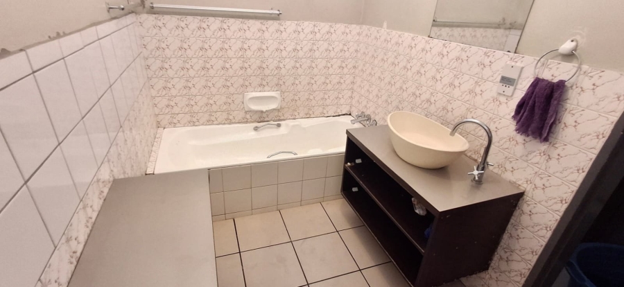 2 Bedroom Property for Sale in Pretoria Gauteng