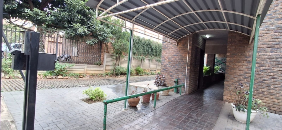 2 Bedroom Property for Sale in Pretoria Gauteng