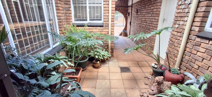 3 Bedroom Property for Sale in Wonderboom South Gauteng