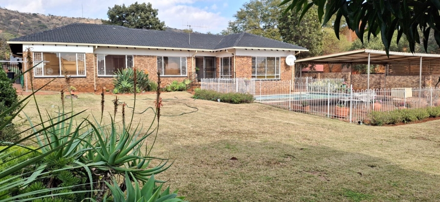 3 Bedroom Property for Sale in Wonderboom South Gauteng