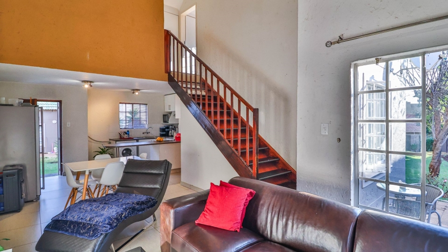 2 Bedroom Property for Sale in Bassonia Rock Gauteng
